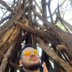 Meet your Posher, Brian